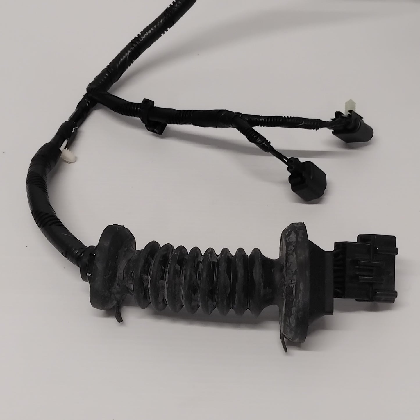 Genuine Front Door Wiring Harness - Ford Transit 2006-2014 | 1443948