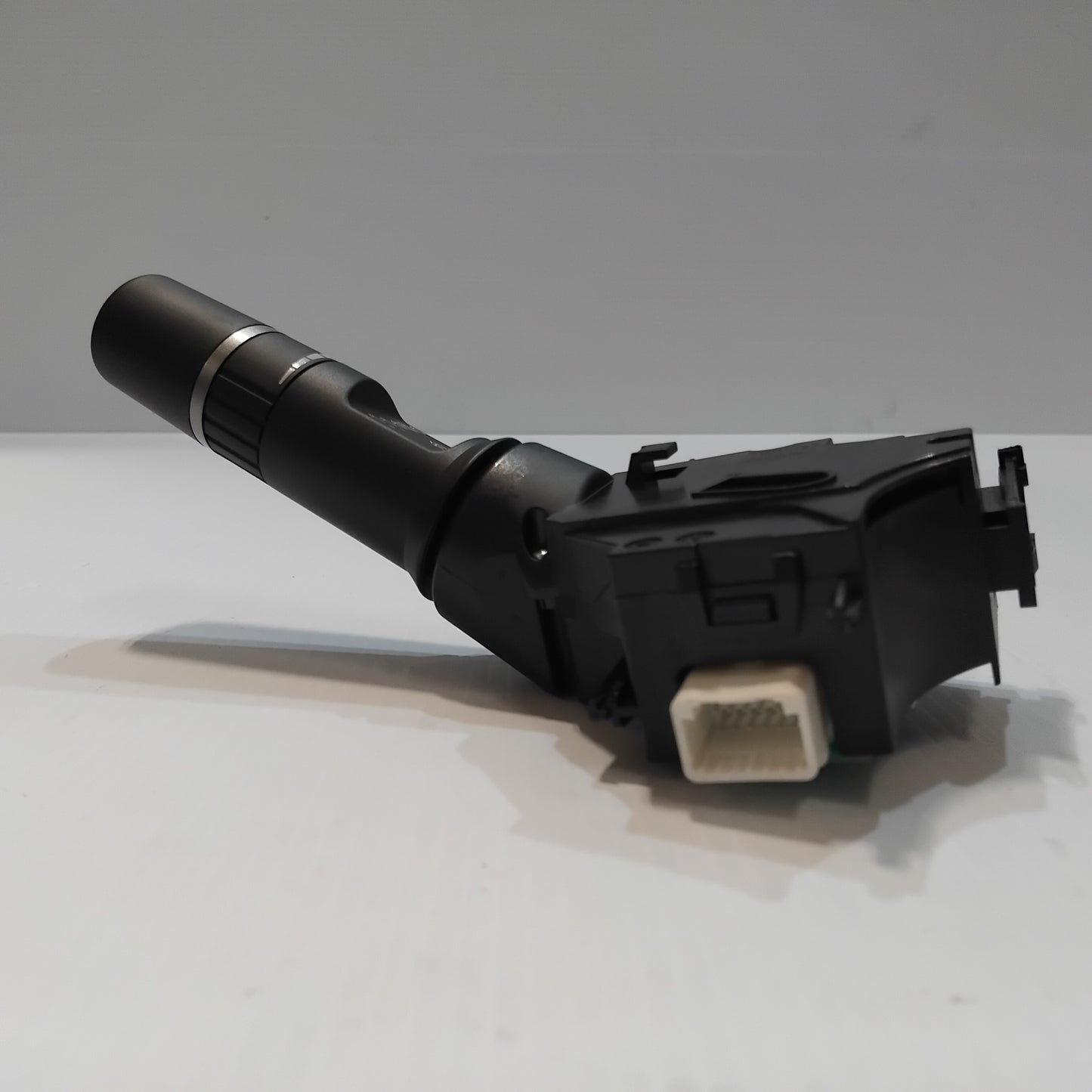 Genuine Left Wiper Steering Wheel Stalk - Ford Ranger 2011- RHD | 1717910