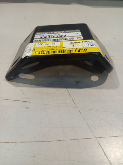 Genuine Nissan Bracket | 85044F3902