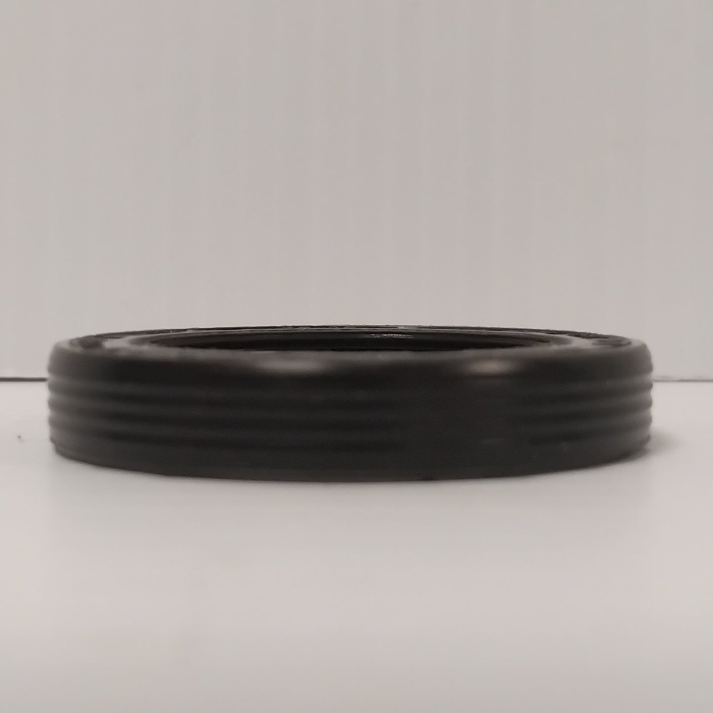 Genuine Crankshaft Seal - Ford Galaxy 2000-2006 | 1457183