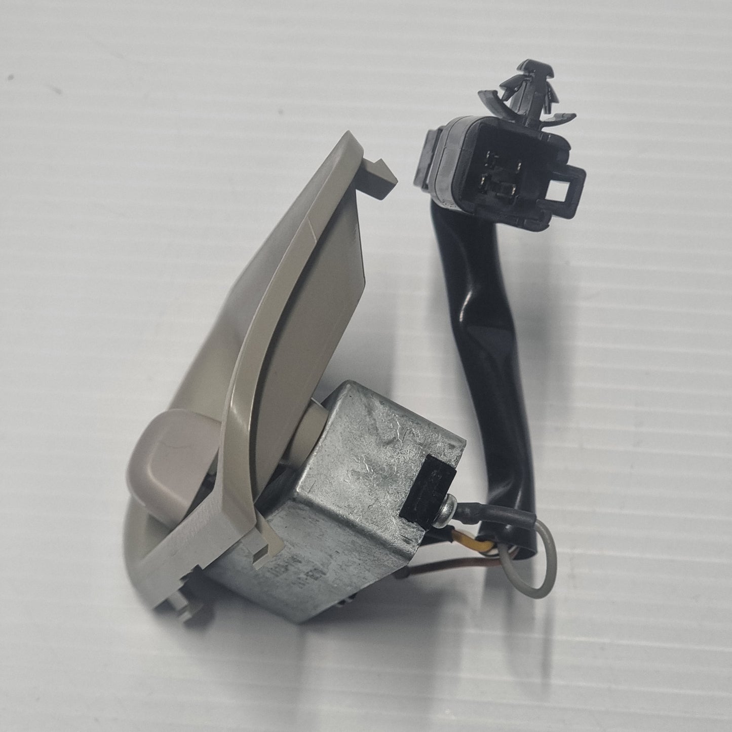 Genuine Suzuki Switch,Rear A/C Unit G | 95524-61JA0-000