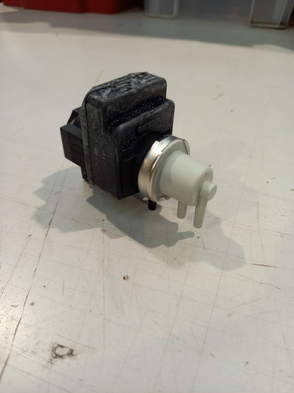 Genuine Nissan Valve Assy-Sole | 14956EB300