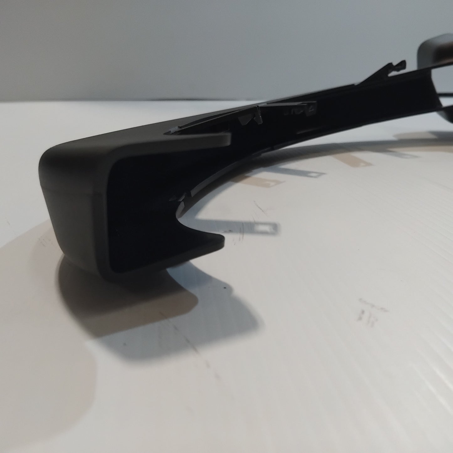 Genuine Left Tailgate Hinge Cover - Volvo S90 2018 | 31389609