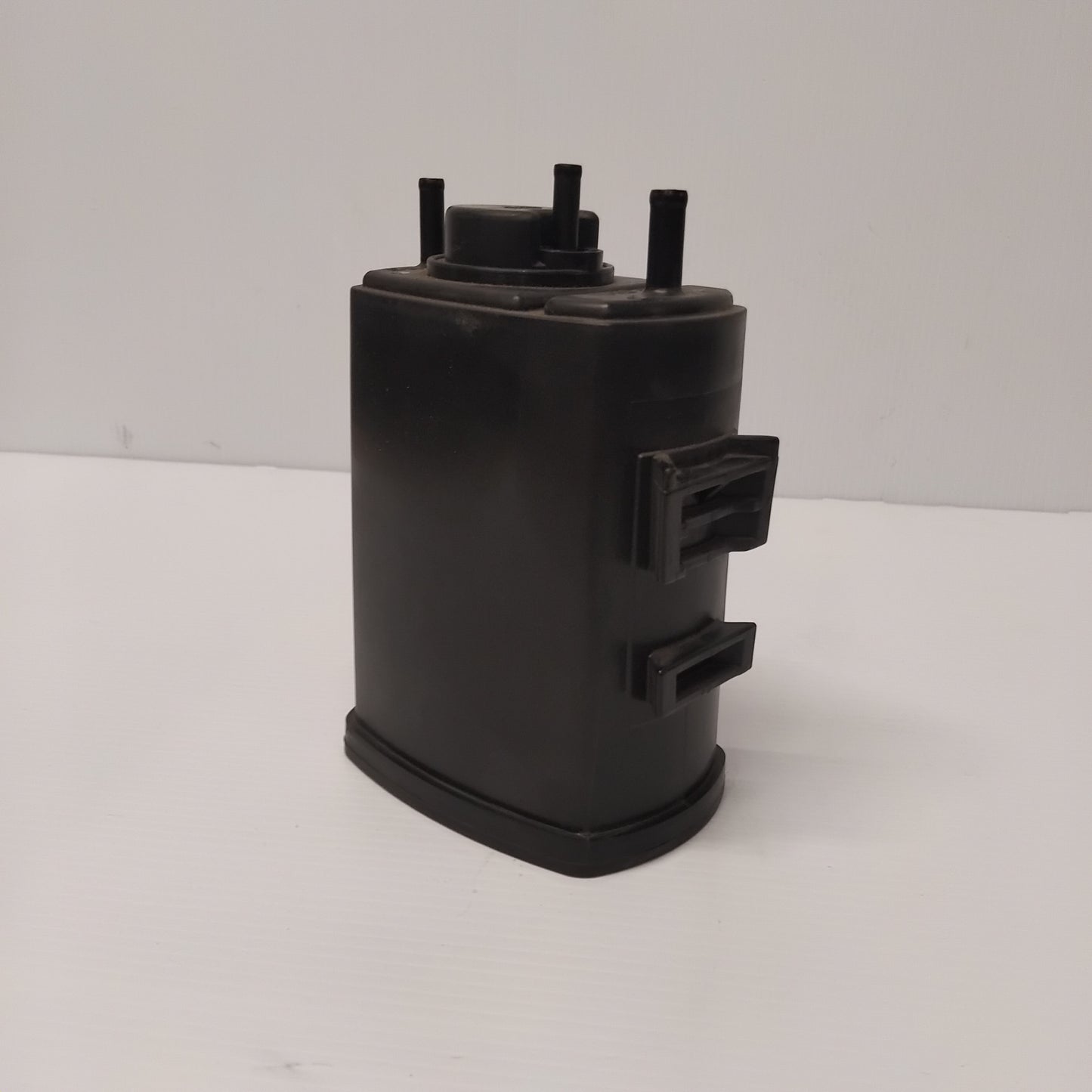 Genuine Suzuki Canister Rs413 T3,4 | 18560-83J00-000