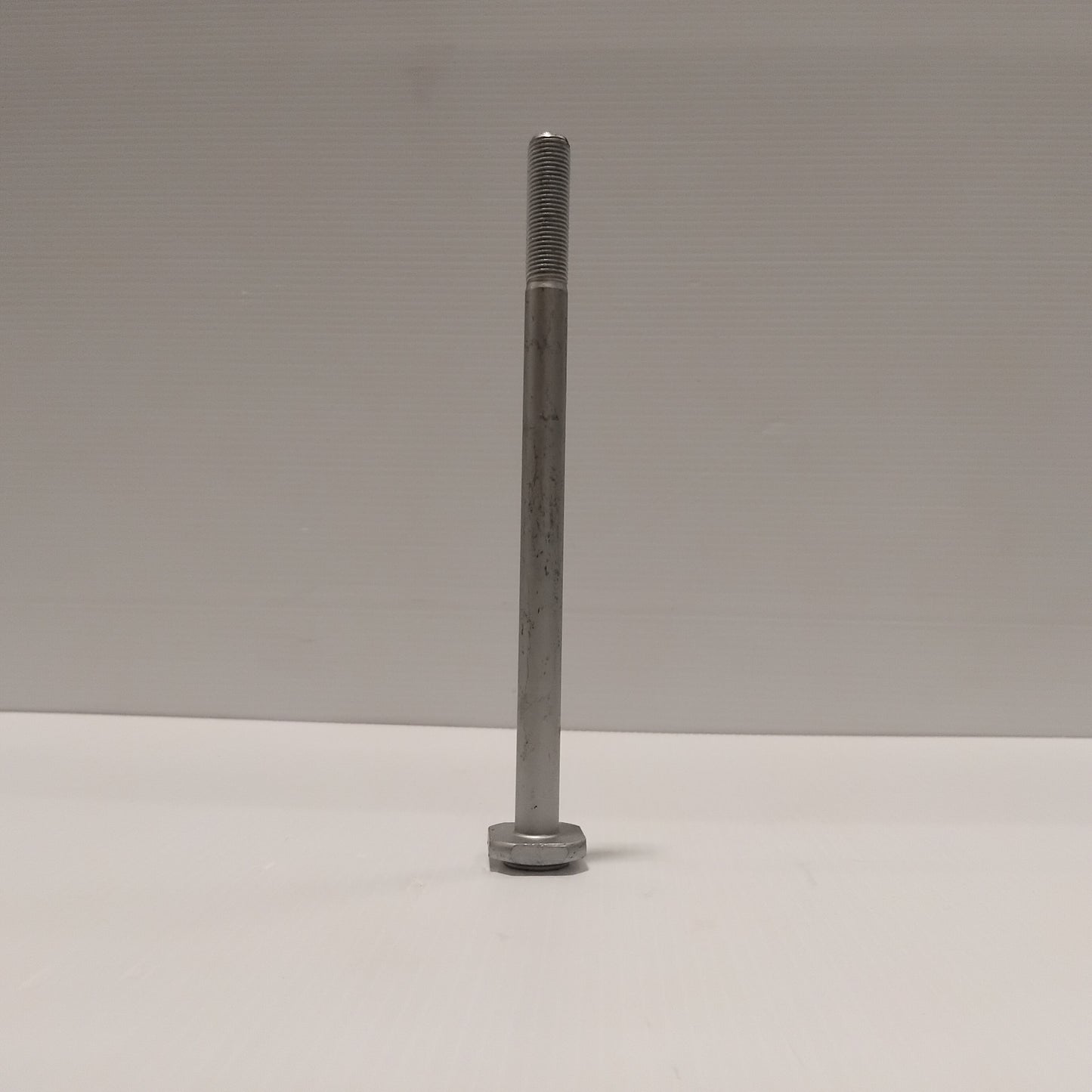 Genuine Rear Suspension Rod Screw - Alfa Romeo 147 / 156 / GT | 60656519