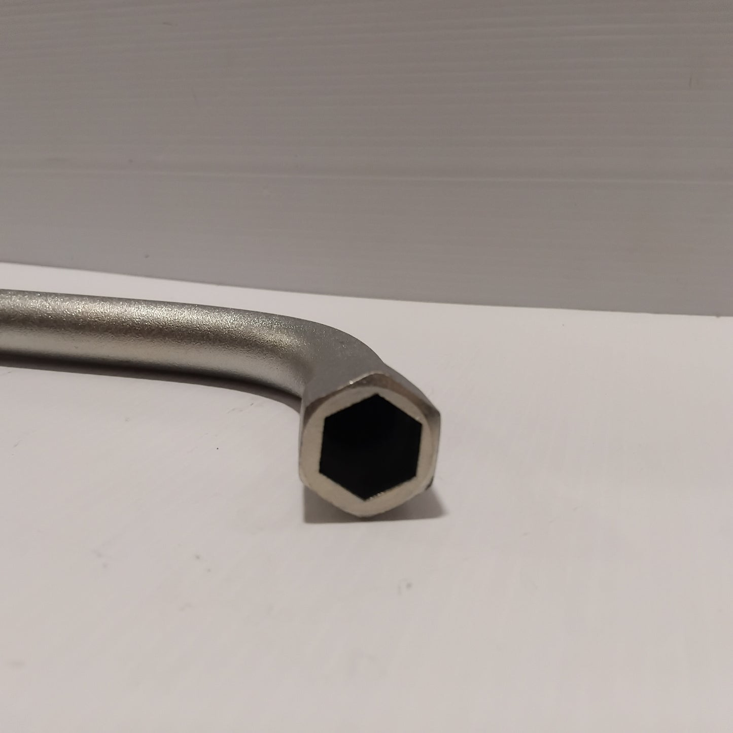 Genuine Fiat Pipe Wrench | 14533431