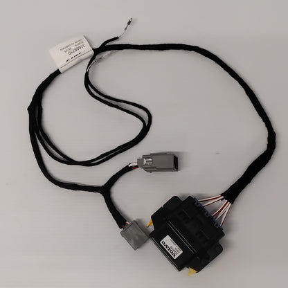 Genuine Volvo Fuse Box | 32204026