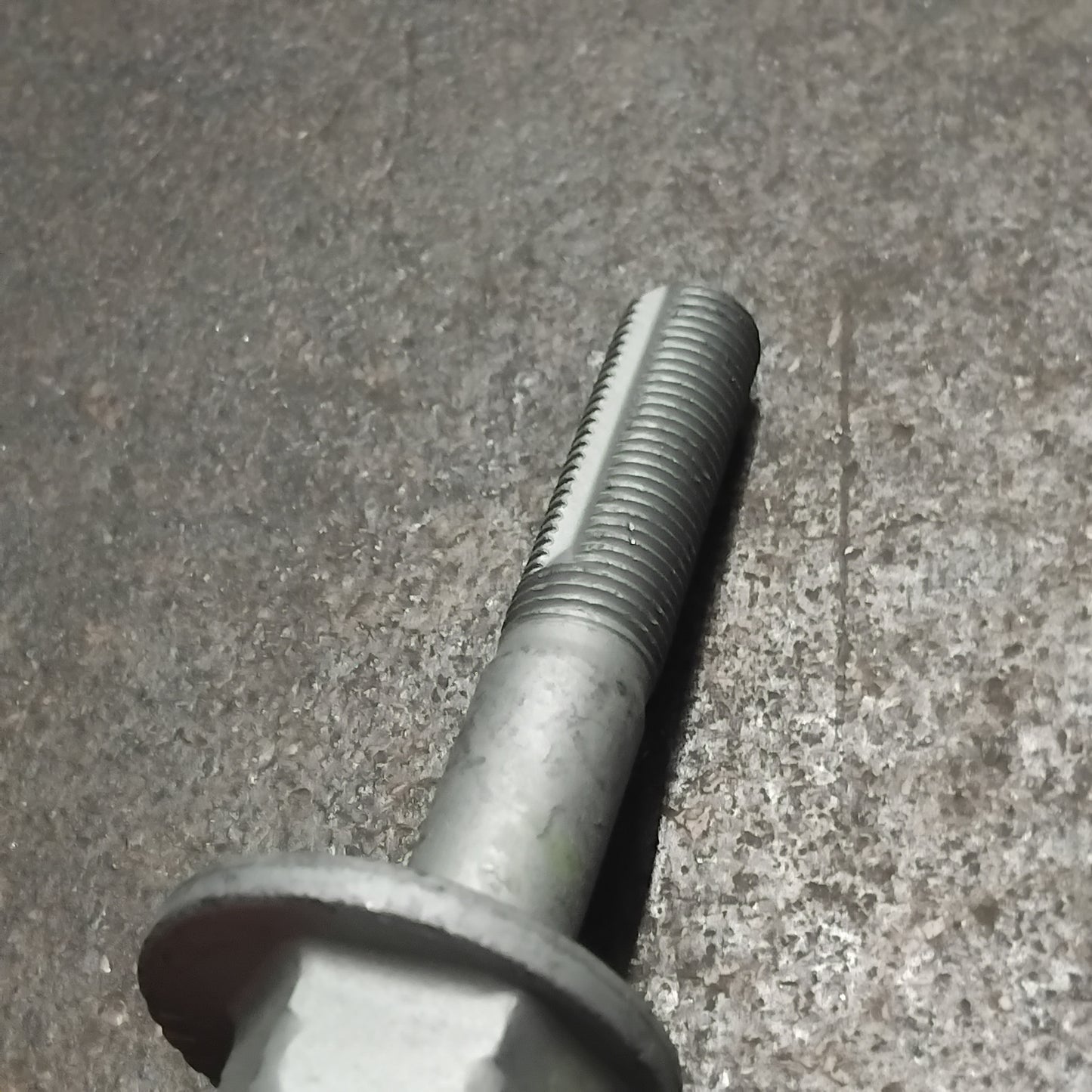 Genuine Kia Cam-Bolt Assy | 546403R000