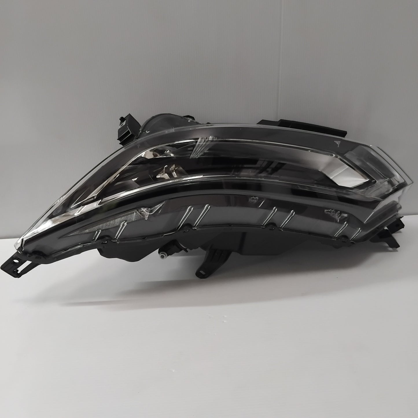 Genuine Left Headlamp - Nissan QASHQAI 2018-2021 | 26060HV55B