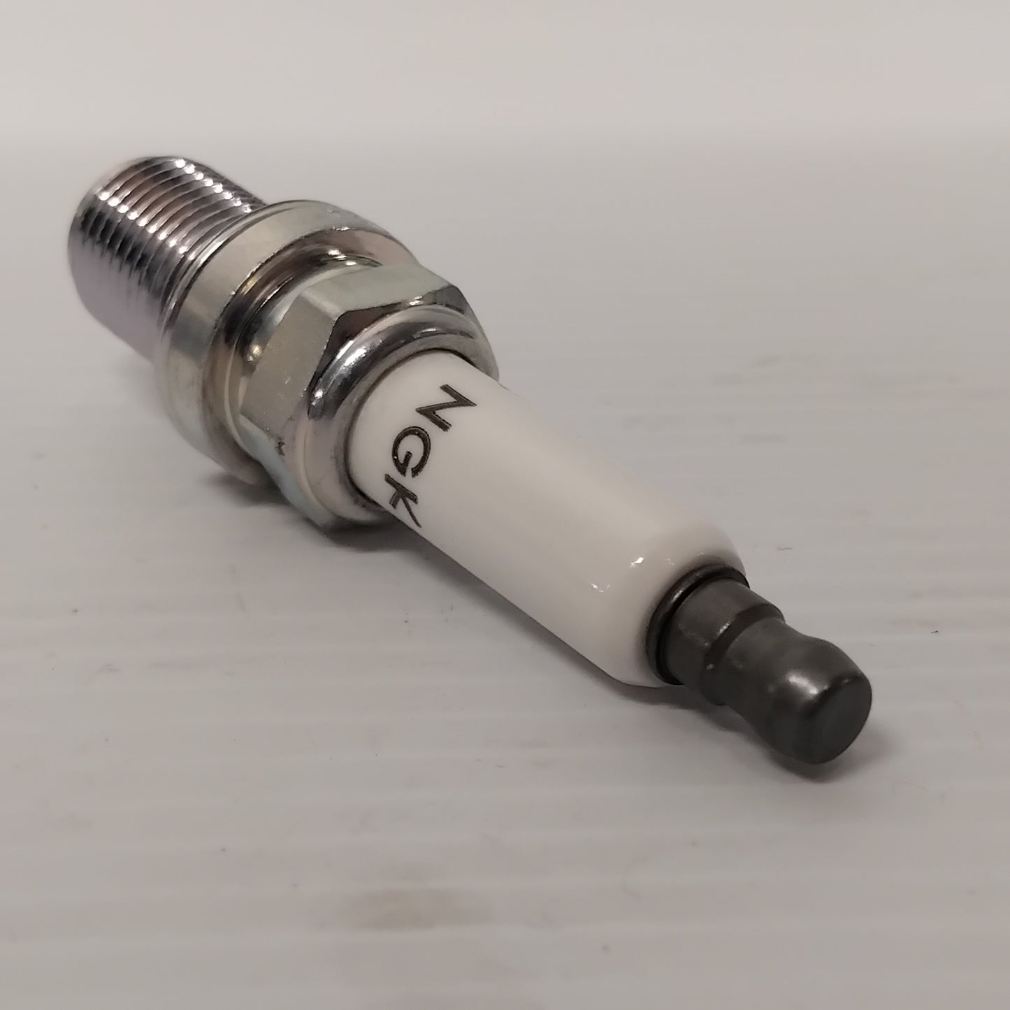 Genuine Petrol Spark Plug SEAT Leon 2.0 CUPRA R 2005-2012 | 06H905601A