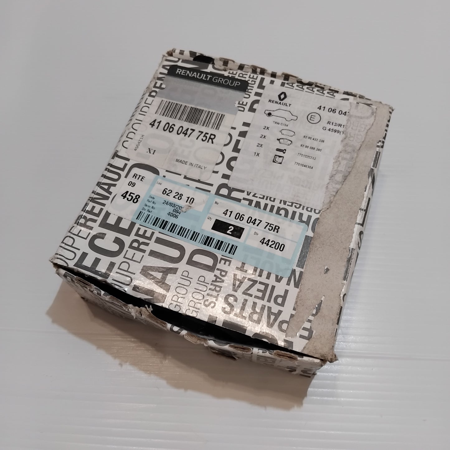 Genuine Renault Brake Pads | 41 06 047 75R