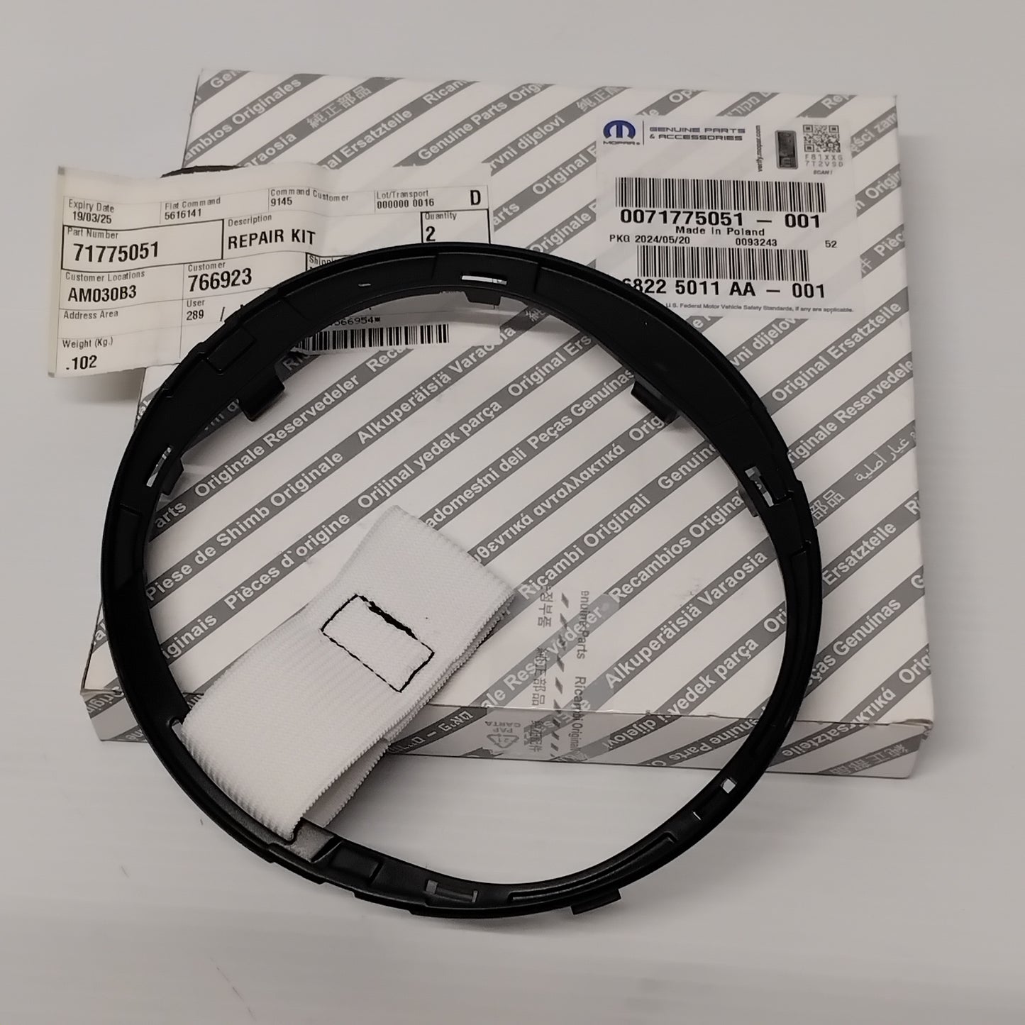 Gear Lever Gaiter Fixing Ring - Fiat 500 Abarth | 71775051