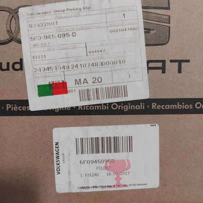 Genuine Seat Taillight | 5F0945095D