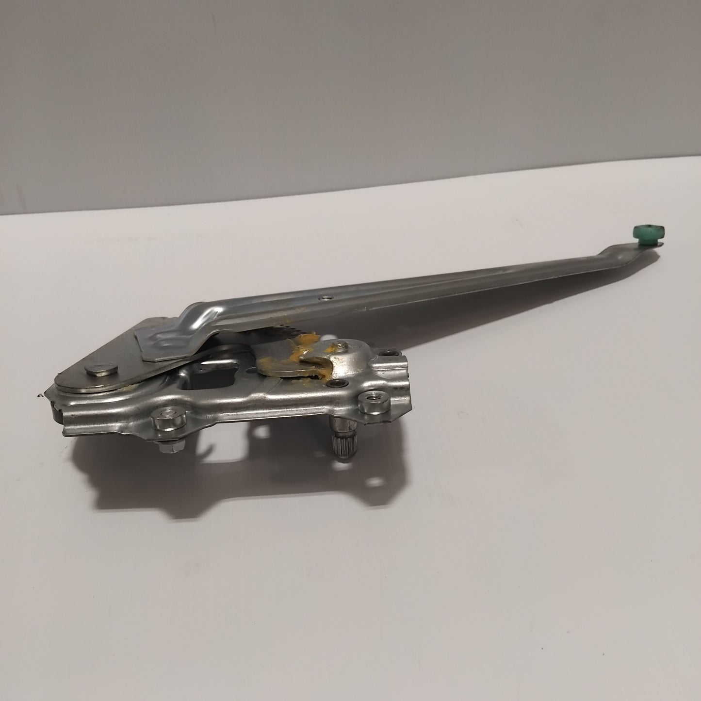 Genuine Suzuki Regulator Assy Window | 83510-62J00-000