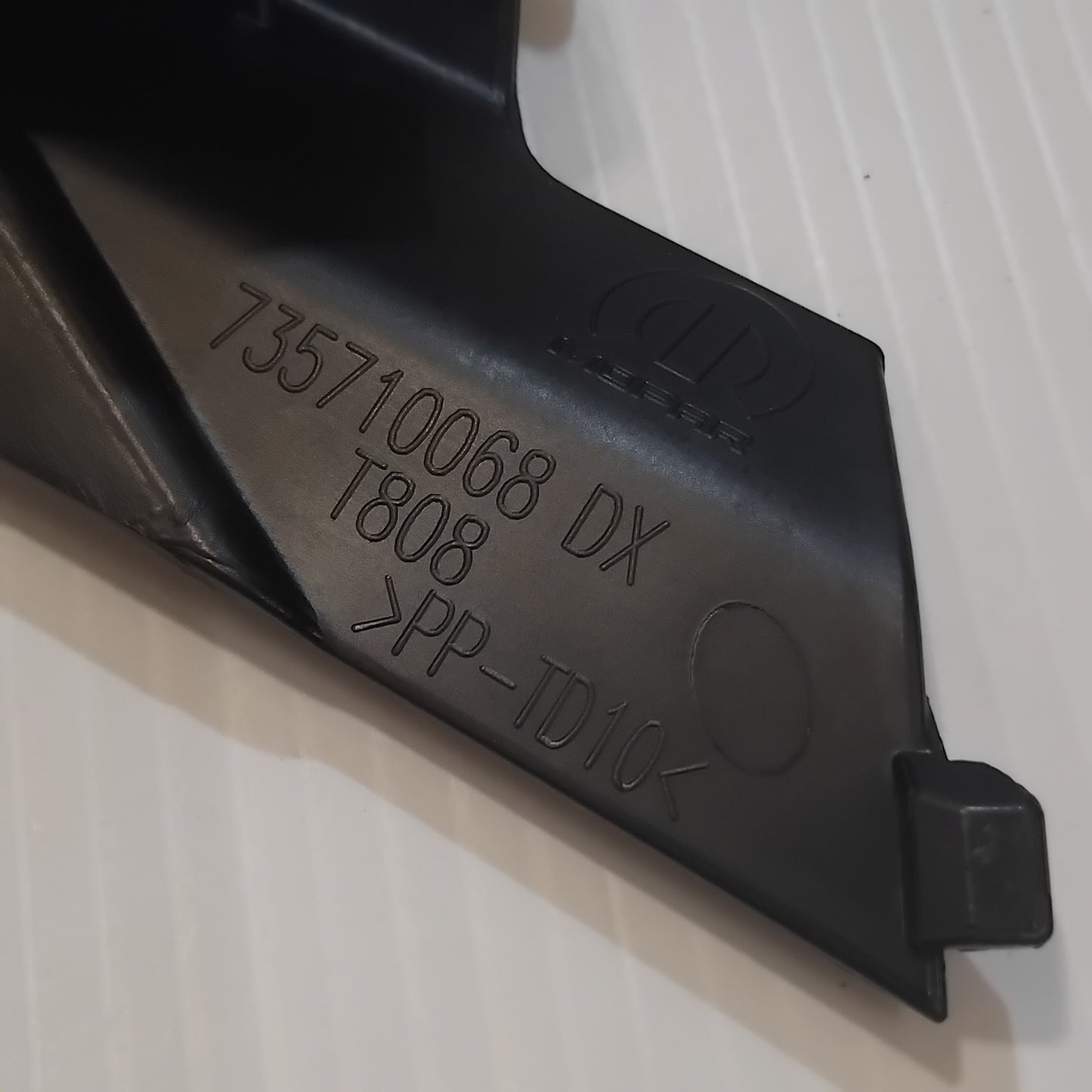 Genuine Dashboard Driver Side Air Vent - Peugeot Bipper 2010- | 1606927280