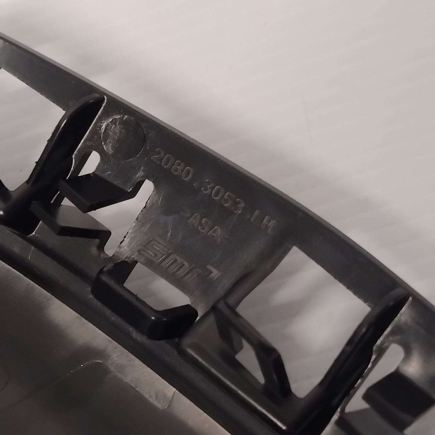 Genuine Left Wing Mirror Lower Cover - Nissan Qashqai 2013-2021 | 963C14EA0A