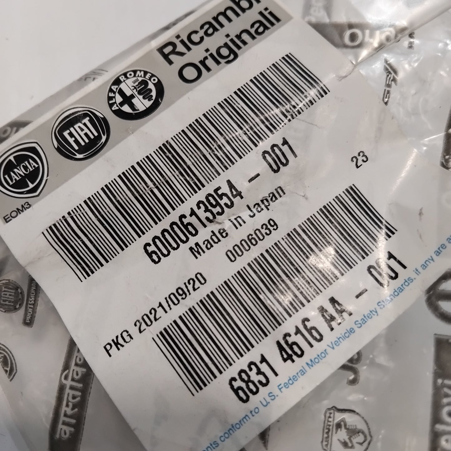 Genuine Front Underbody Screw - Fiat / Abarth 126 Spider 2016-2020 | 6000613954