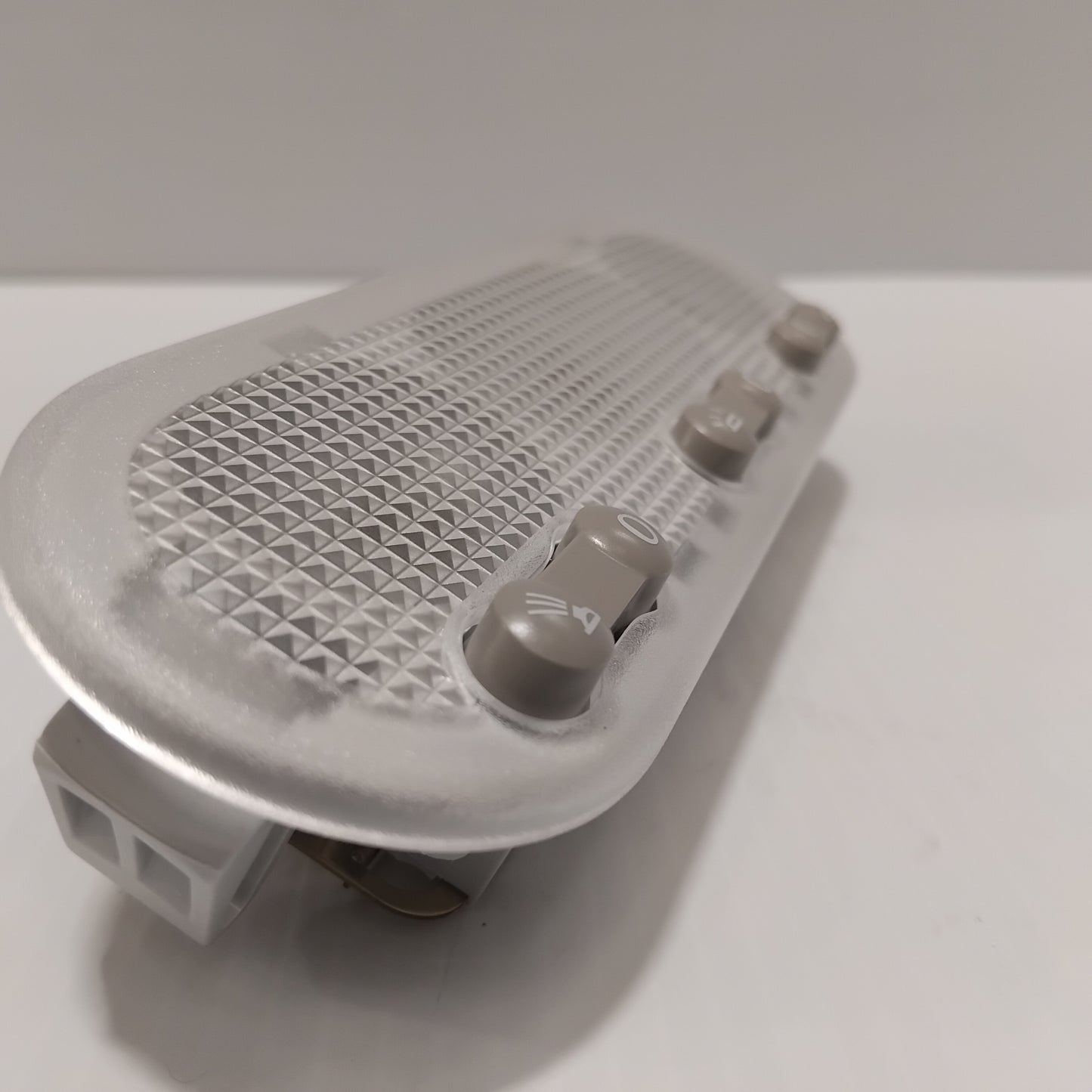 Genuine Renault Rooflight | 82 00 073 234