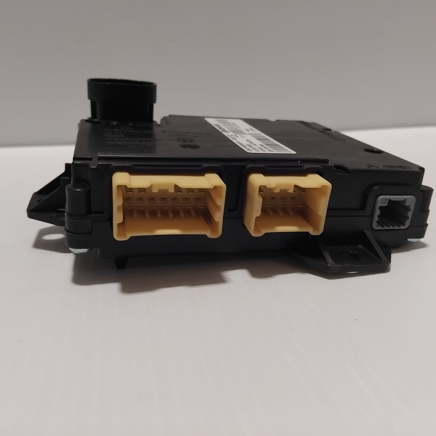 Genuine Renault Boitier Adap Tobe | 24 37 563 75R