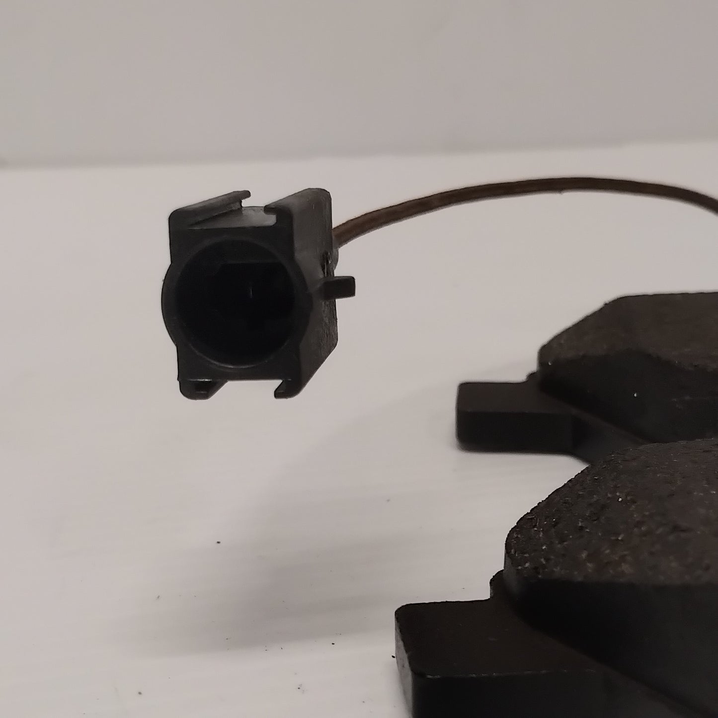 Genuine Front Brake Pad Set - Citroen Nemo 1.4 Diesel | 425496