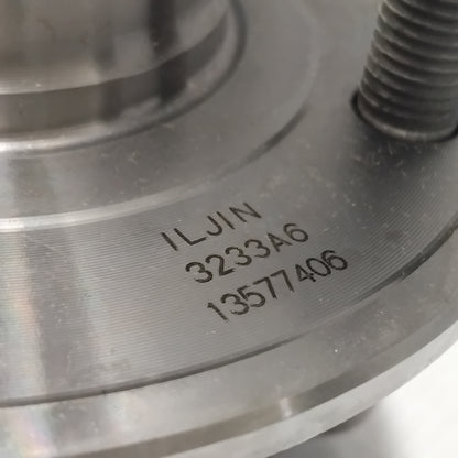 Genuine Vauxhall Hub | 13577406