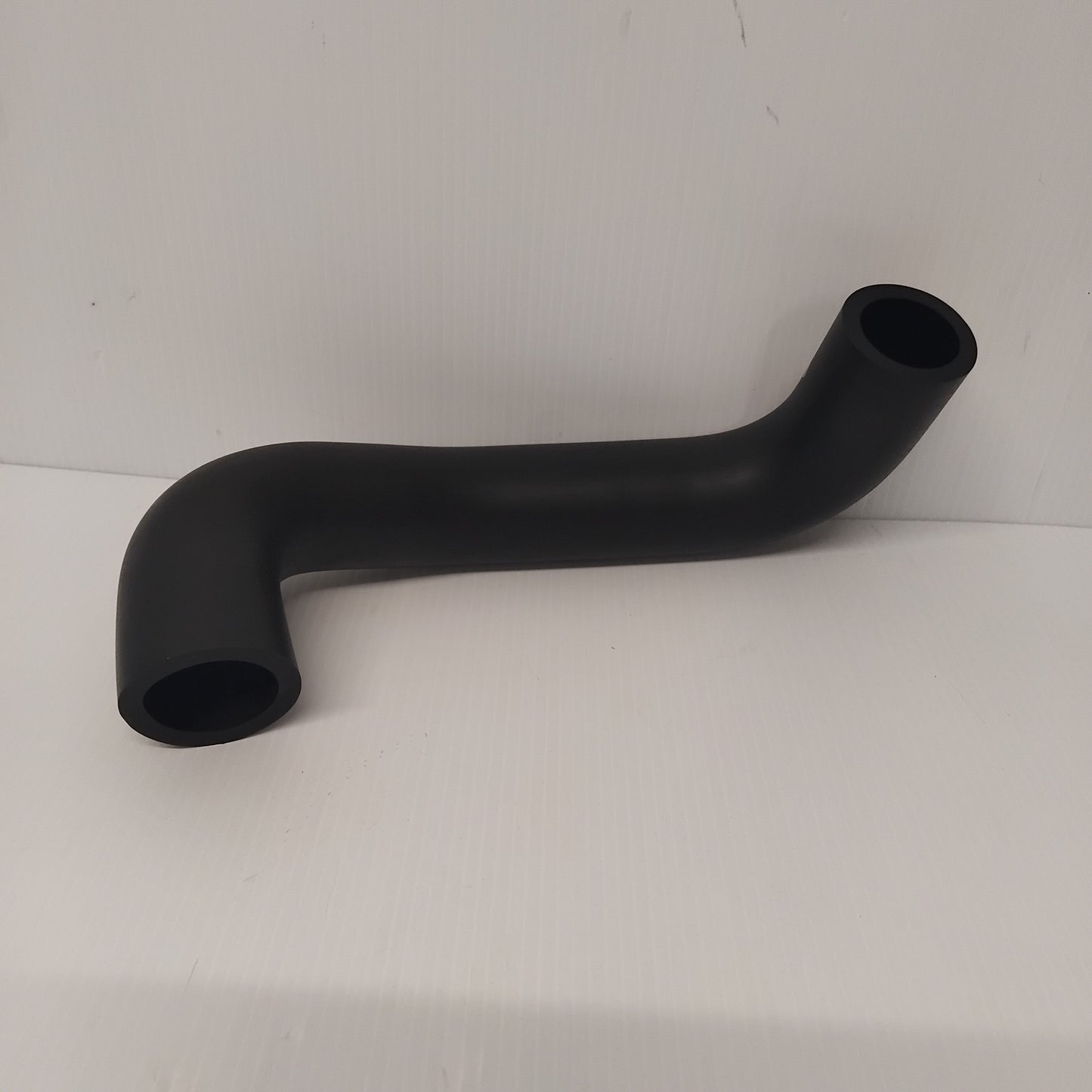 Genuine Mitsubishi Hose,Rocker Cover Breather | 1035B363