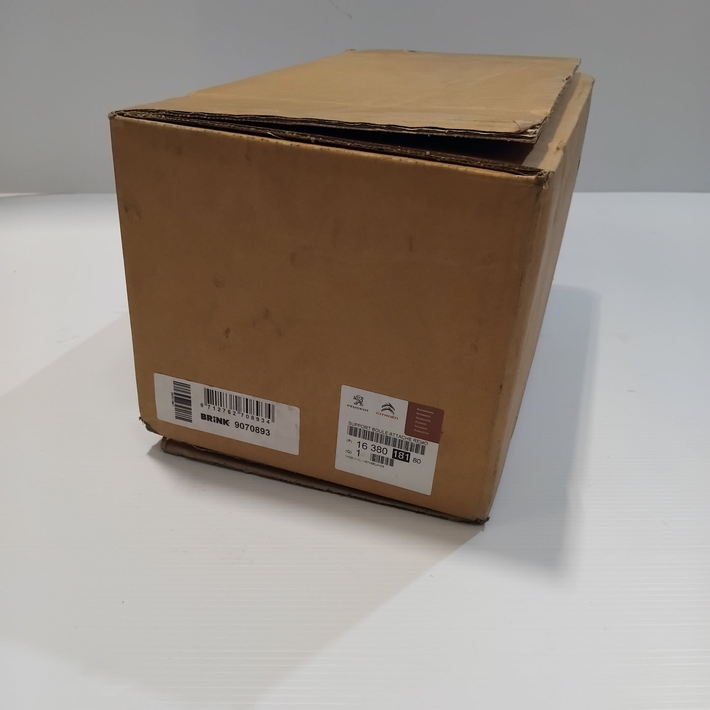 Genuine Trailer Coupling Support - Peugeot Extepert / Citroen Jumpy | 1638018180