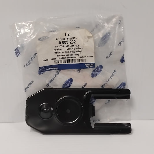 Genuine Lock Cylinder Retainer - Ford Transit 2002-2013 | 5083202