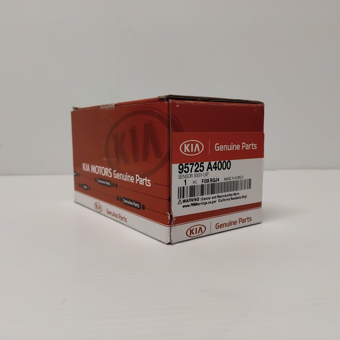 Genuine Overhead Light Sensor - Kia Carens 2012-2018 RHD | 95725A4000
