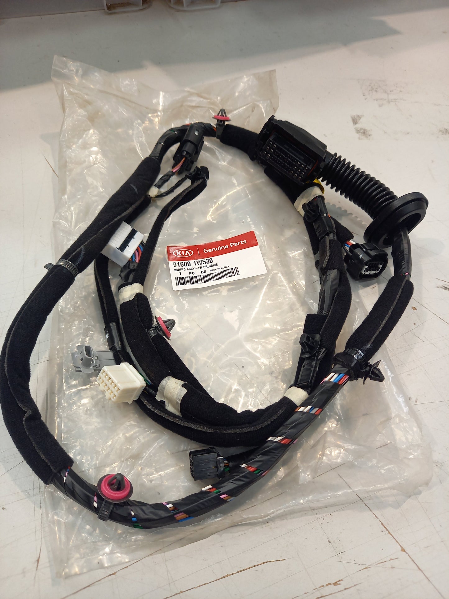 Genuine Kia Wiring Assy-Fr Dr,Dr | 916001W530