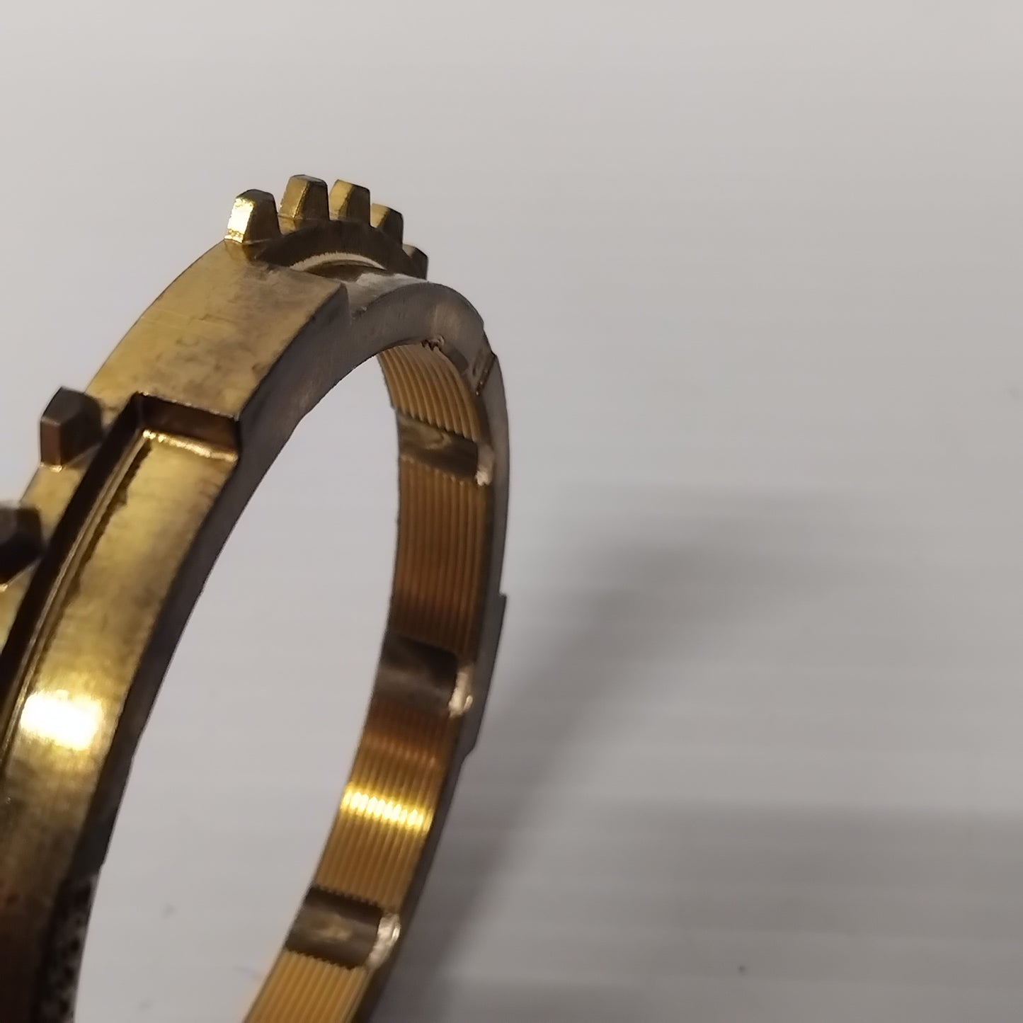 Genuine 4th Synchronizer Ring - Fiat 500 / 500X / 500L Diesel | 46766023