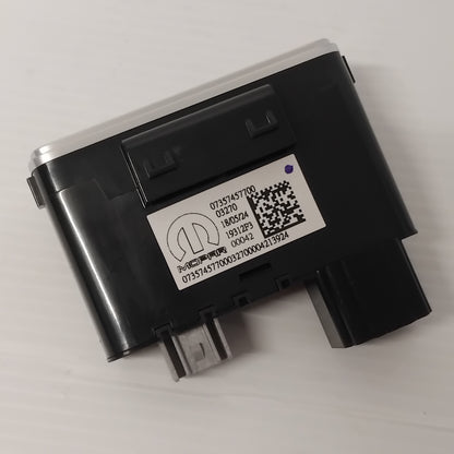 Genuine Double USB Port - CarPlay / Android Auto - Fiat 500 2020- | 735745770