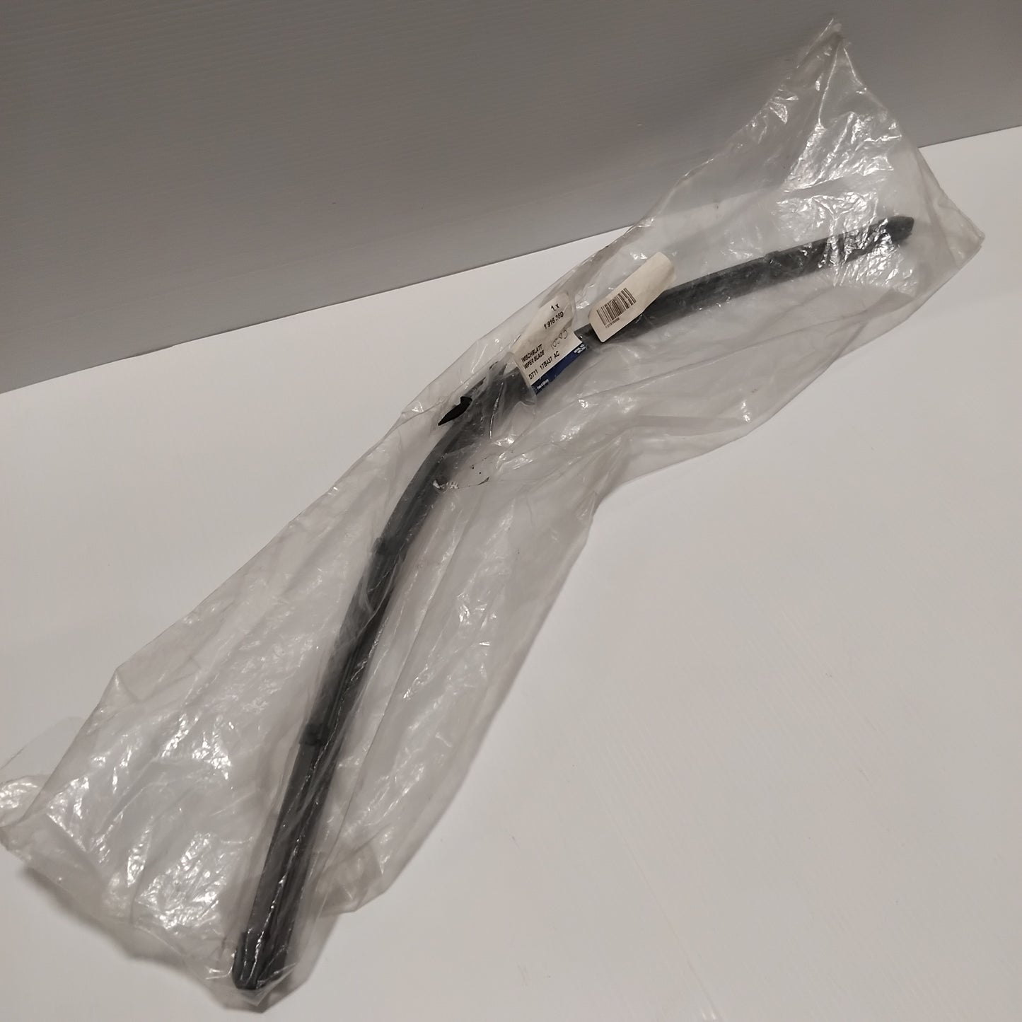 1x Genuine Passenger Wiper Blade - Ford Connect 2013-2024| 1916360
