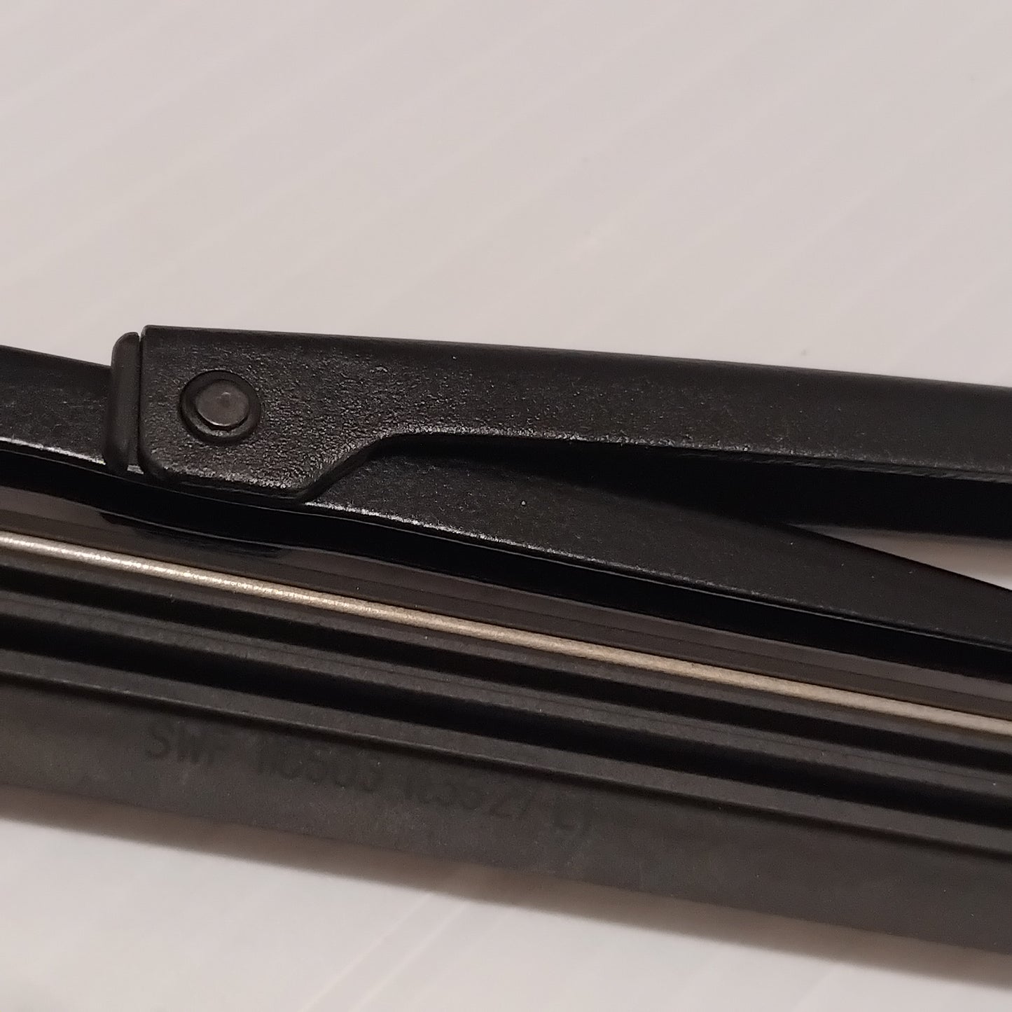 Genuine Ford Blade Assy - Wiper | 1729847
