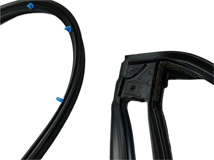 Genuine Nissan Weatherstrip-Re | 828316UA3A
