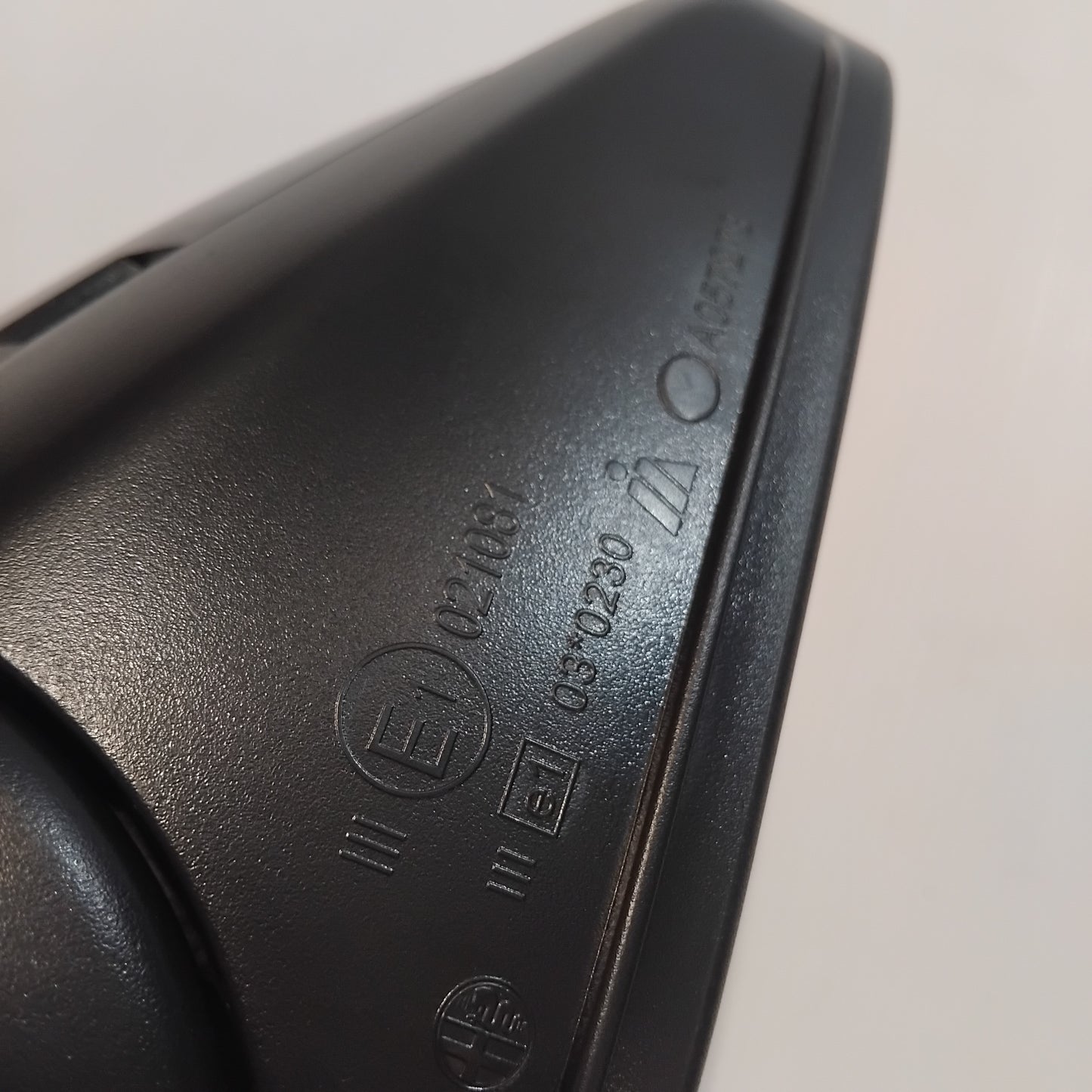 Genuine Left Wing Mirror - Alfa Romeo Giulietta 2010-2013 RHD | 50529388