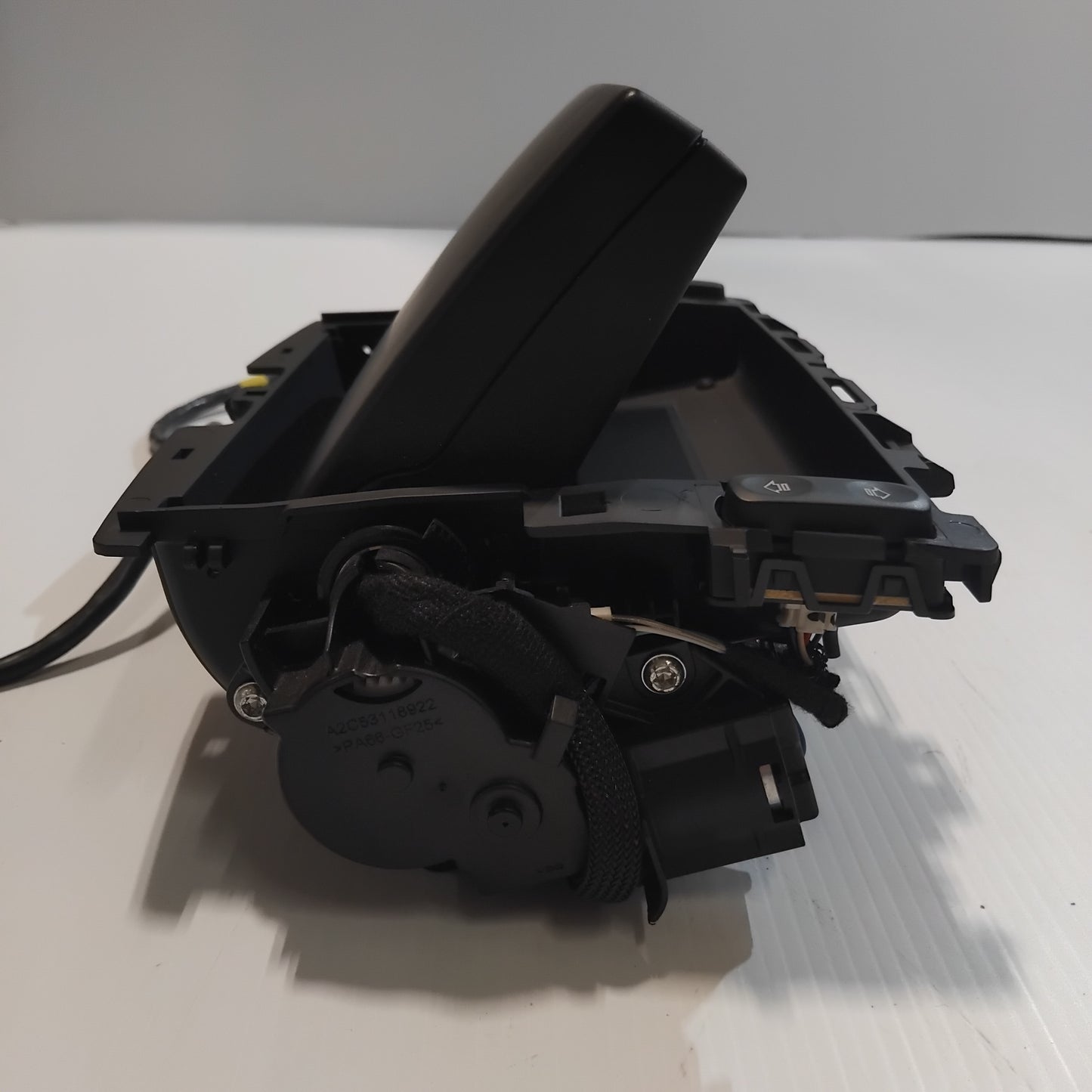 Genuine Multimedia Display - Peugeot RCZ 2009-2015 | 98045605ZD