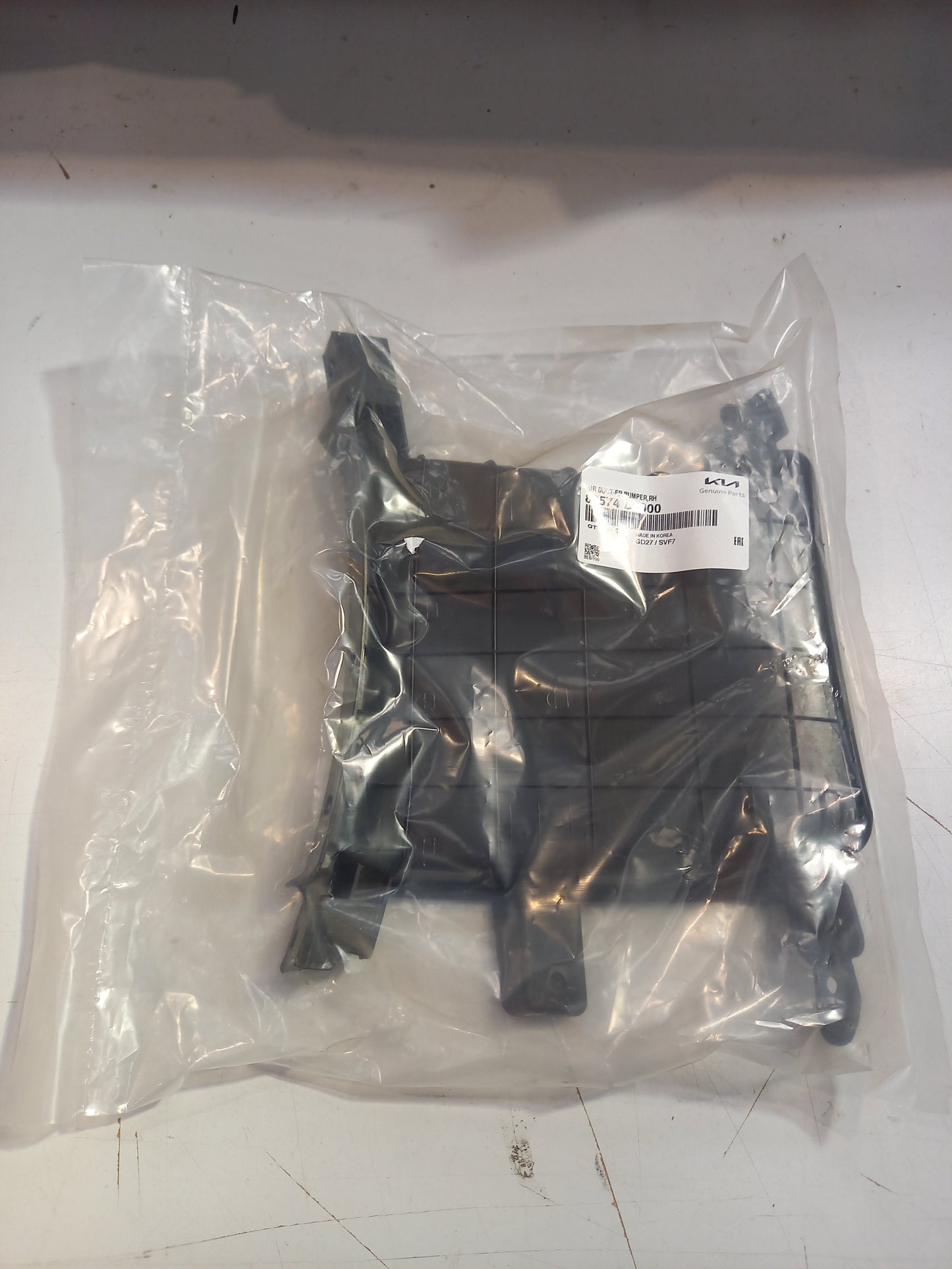 Genuine Kia Air Duct-Fr Bumper,R | 86574D4000