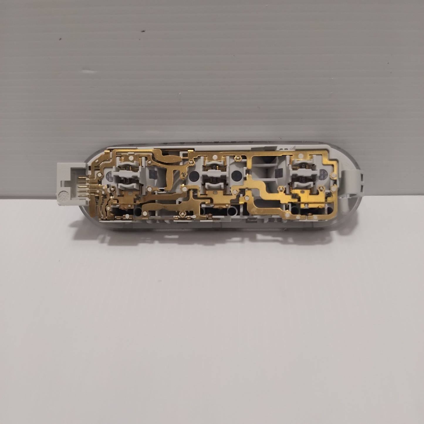 Genuine Renault Rooflight | 82 00 073 234