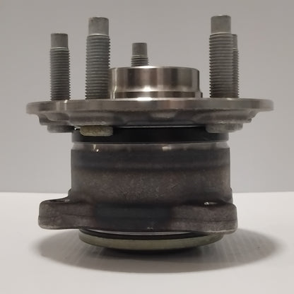 Genuine Vauxhall Hub | 13577406