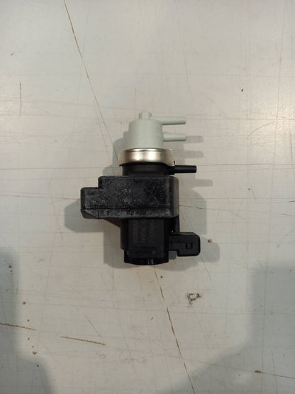 Genuine Nissan Valve Assy-Sole | 14956EB300
