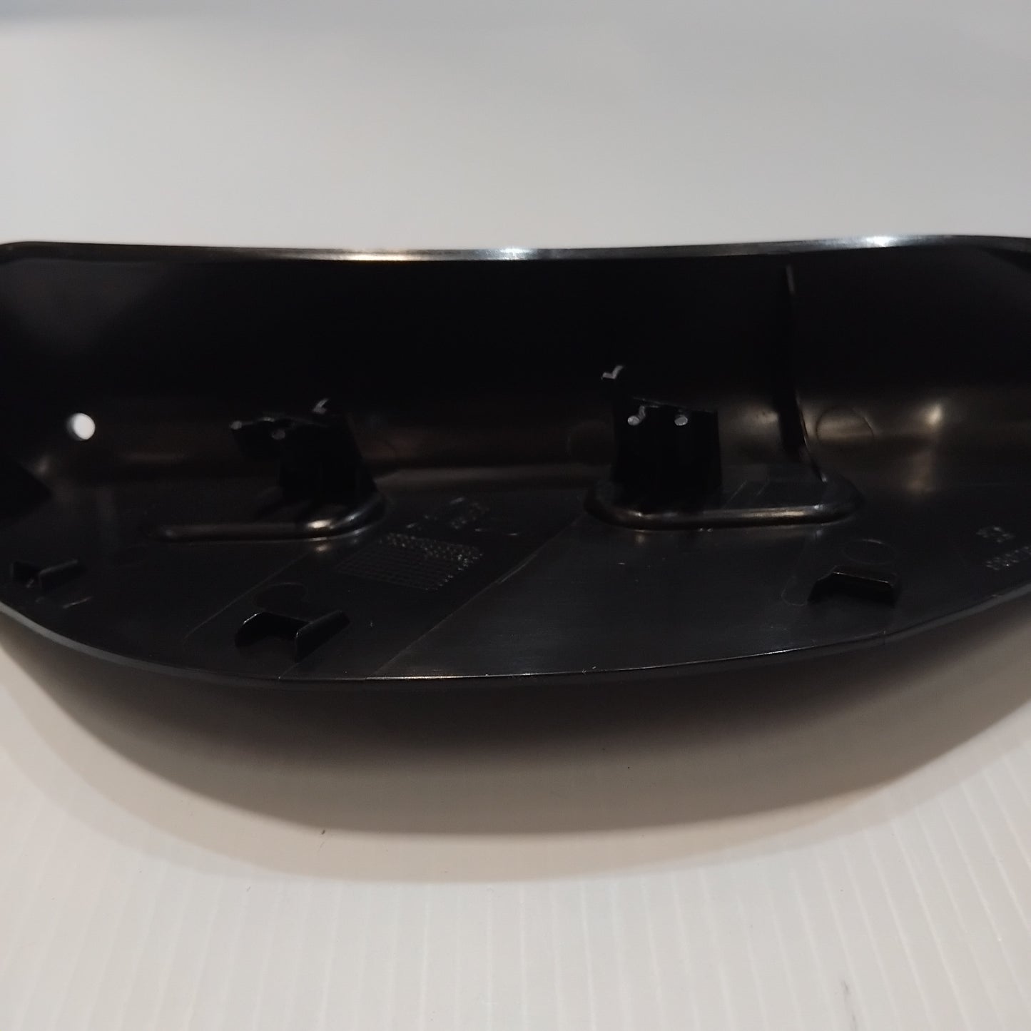 Genuine Right Rear Lamp Finisher - Peugeot 2008 | 9802601780