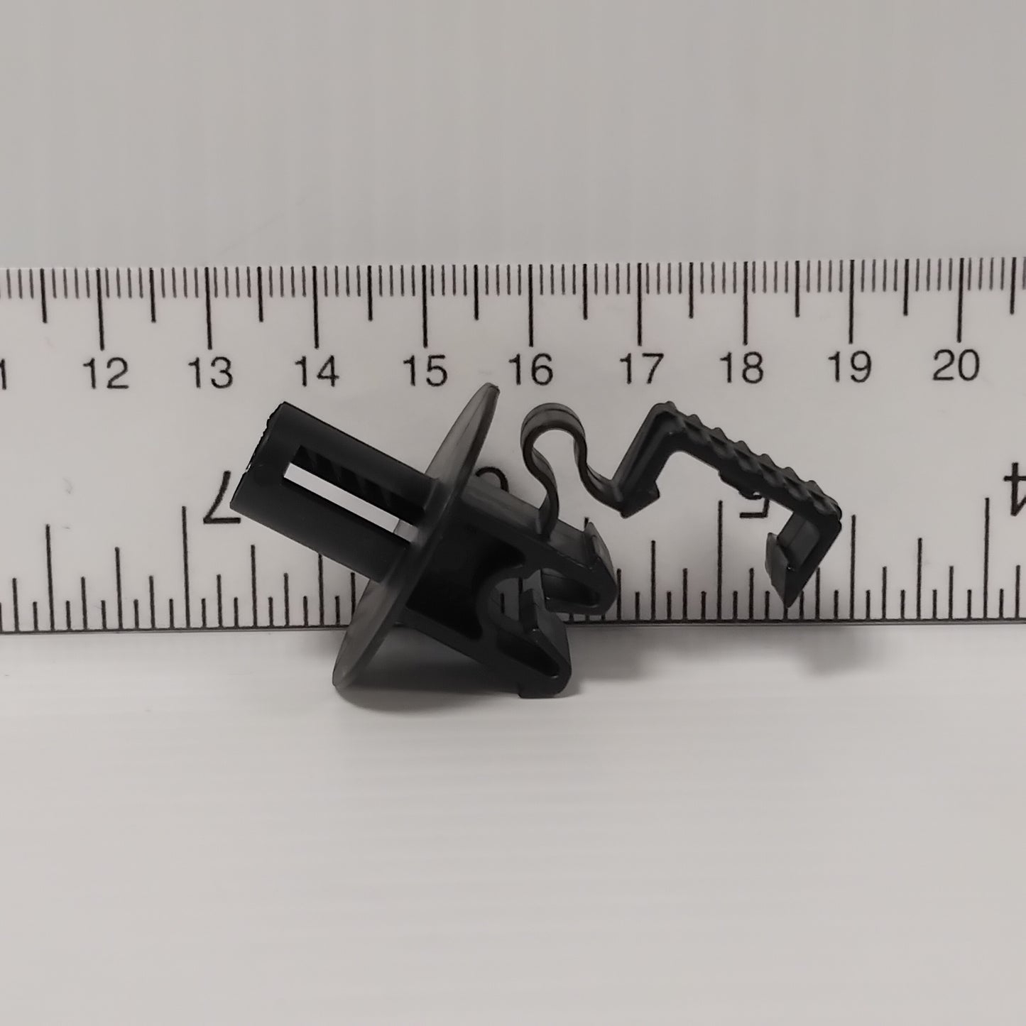 Genuine Ford Clip | 1564079
