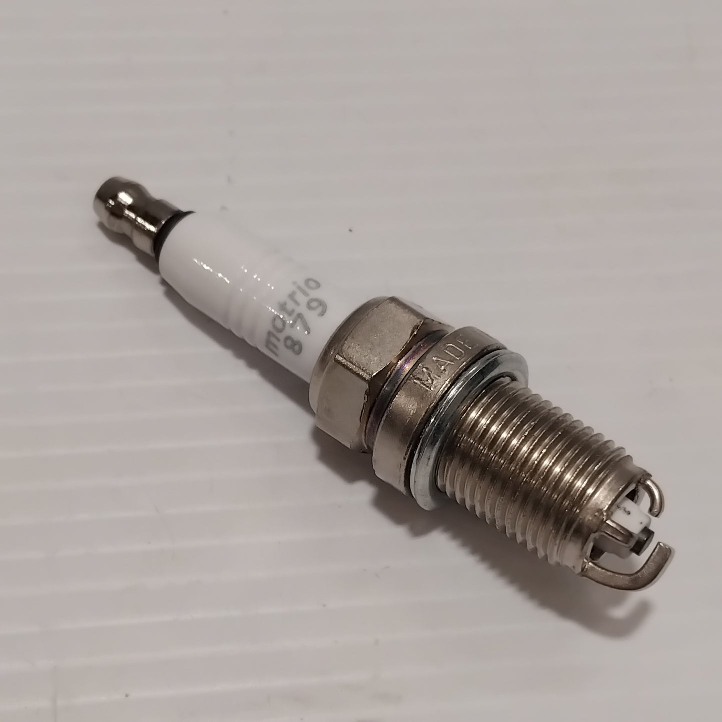 Genuine Renault Spark Plug Motlug | 86 71 016 879