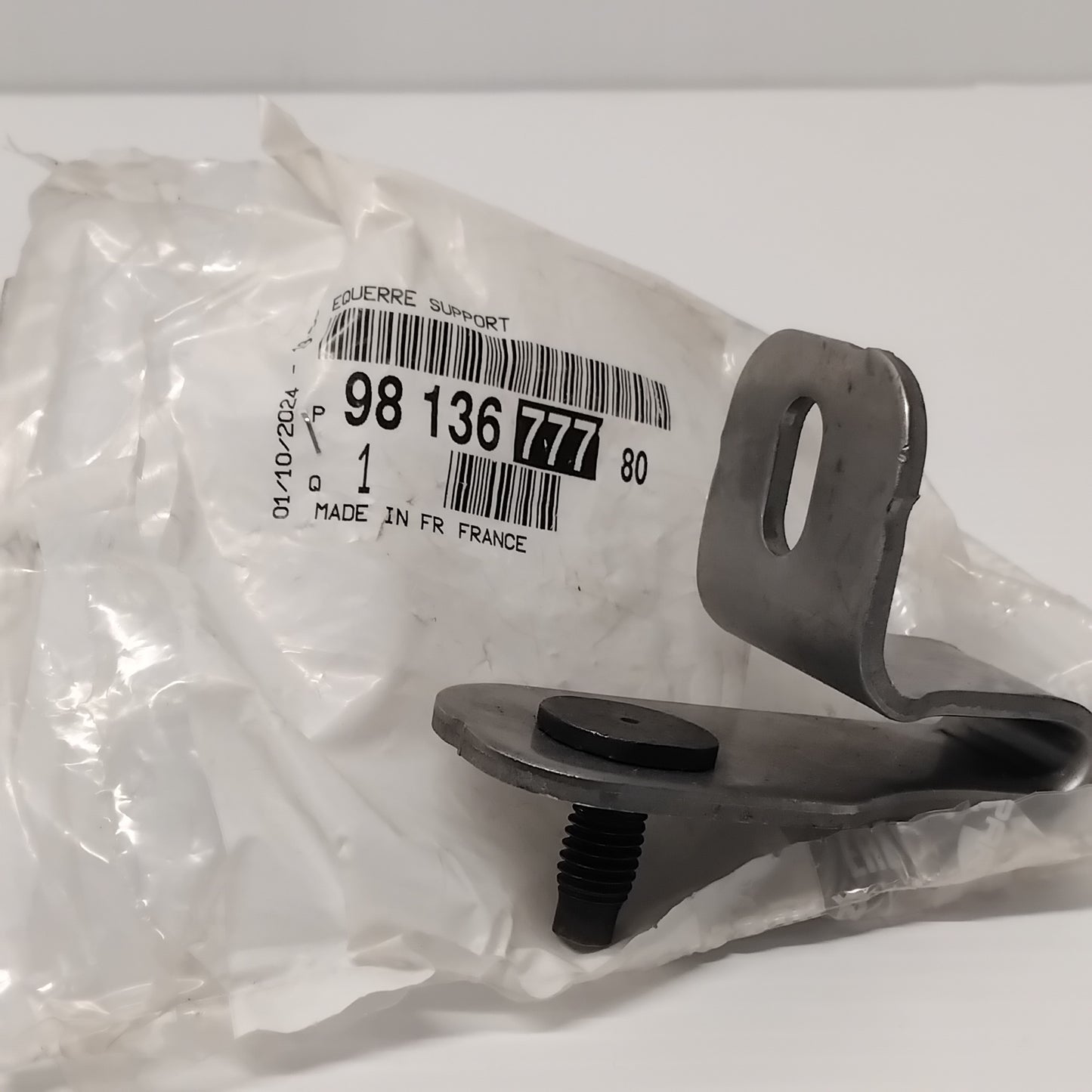 Genuine Exhaust Mounting Bracket - Citroen C3 2009-2013 Petrol | 9813677780