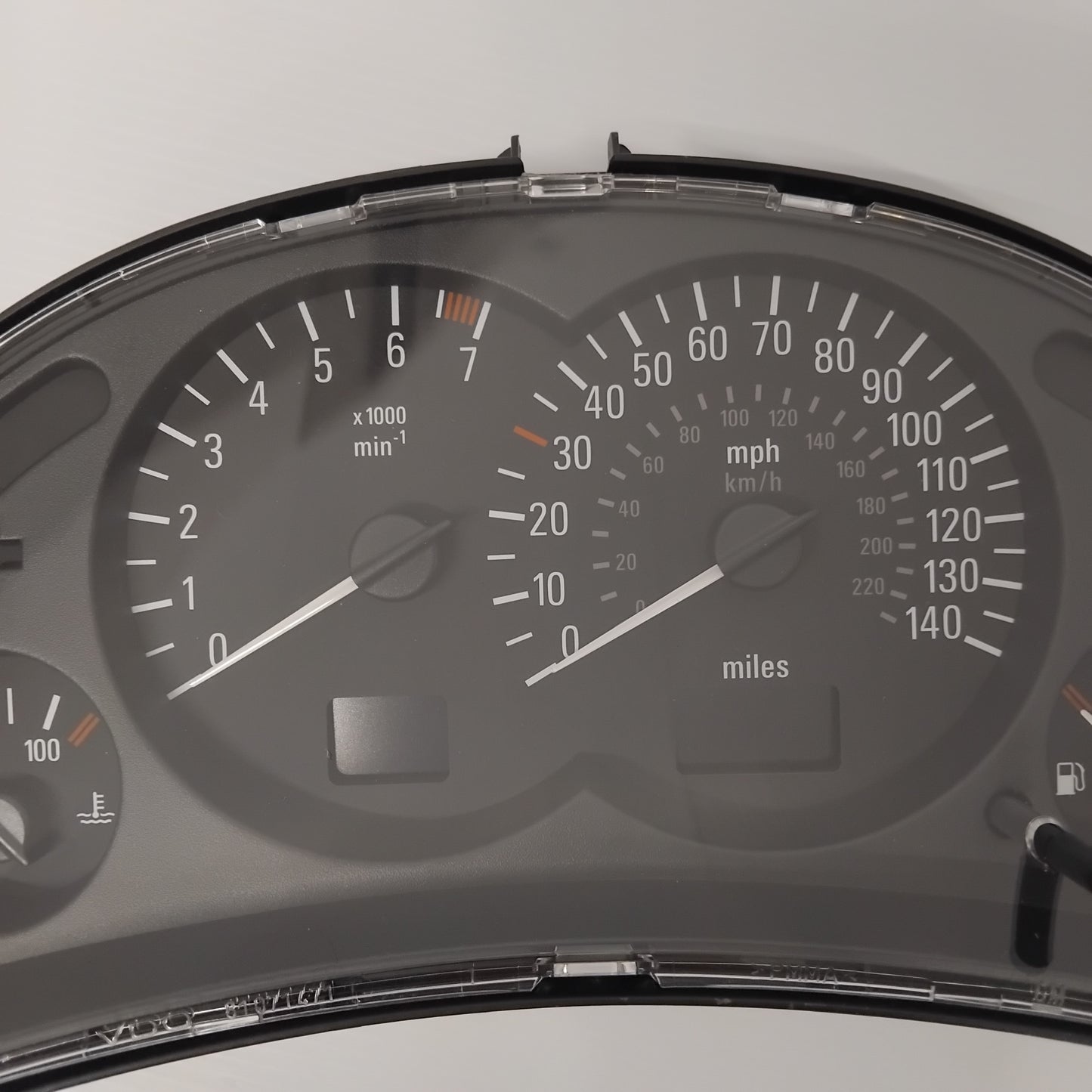 Genuine Vauxhall Instrument Cluster | R1610306