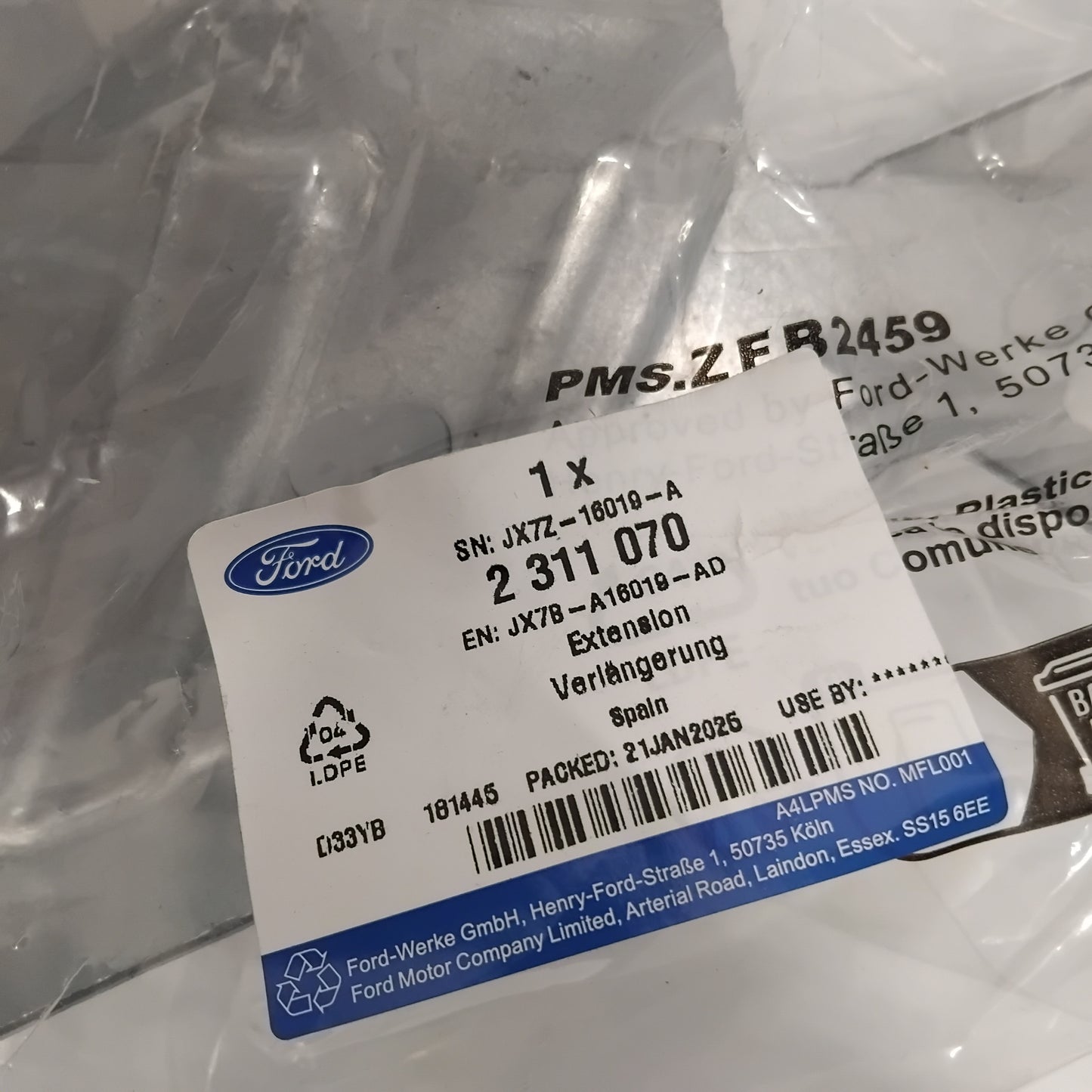 Genuine Front Left Fender Extension Bracket - Ford Focus 2018- | 2311070