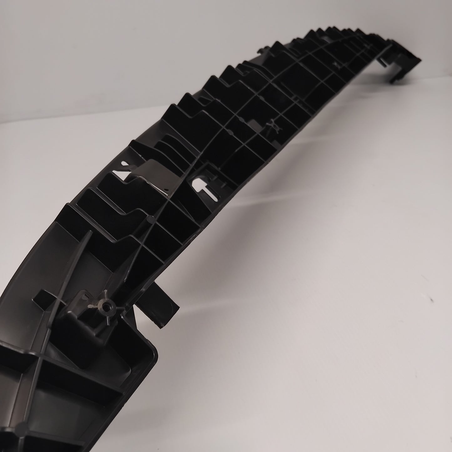 Genuine Seat Bracket | 6F9807929A