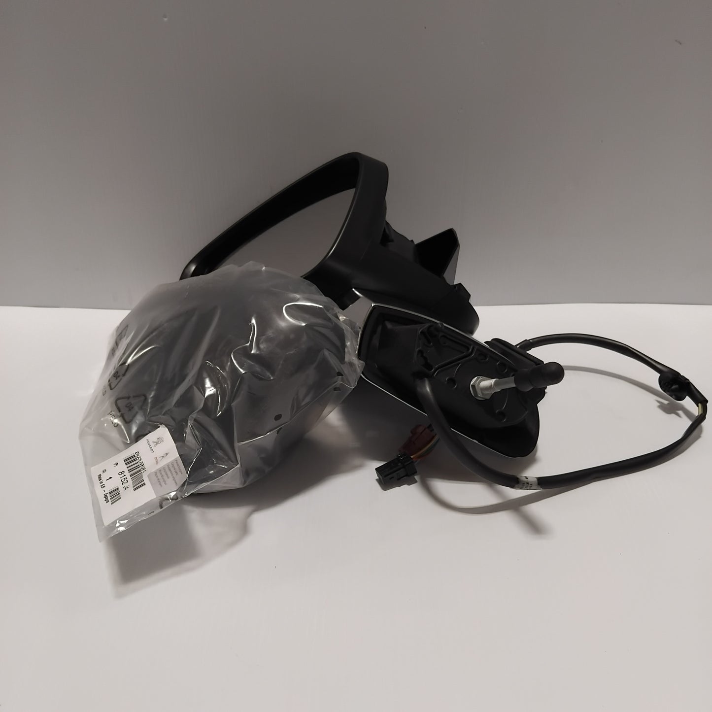 Genuine Peugeot Ext View Mirror | 8154AV