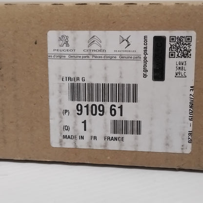 Genuine Door Left Handle Holder - Citroen Berlingo / Peugeot Partner | 910961